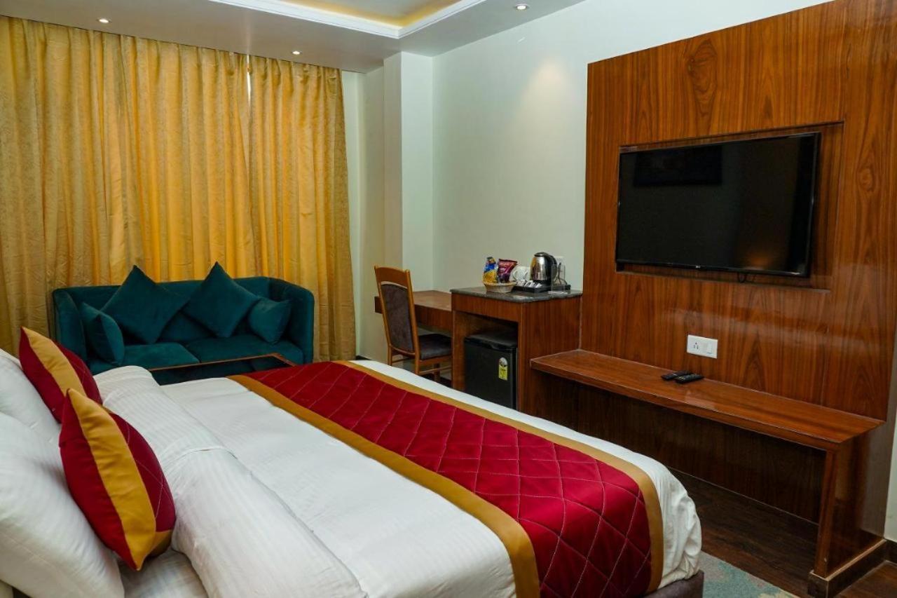 Comfort Inn Snow Park - Manali 외부 사진
